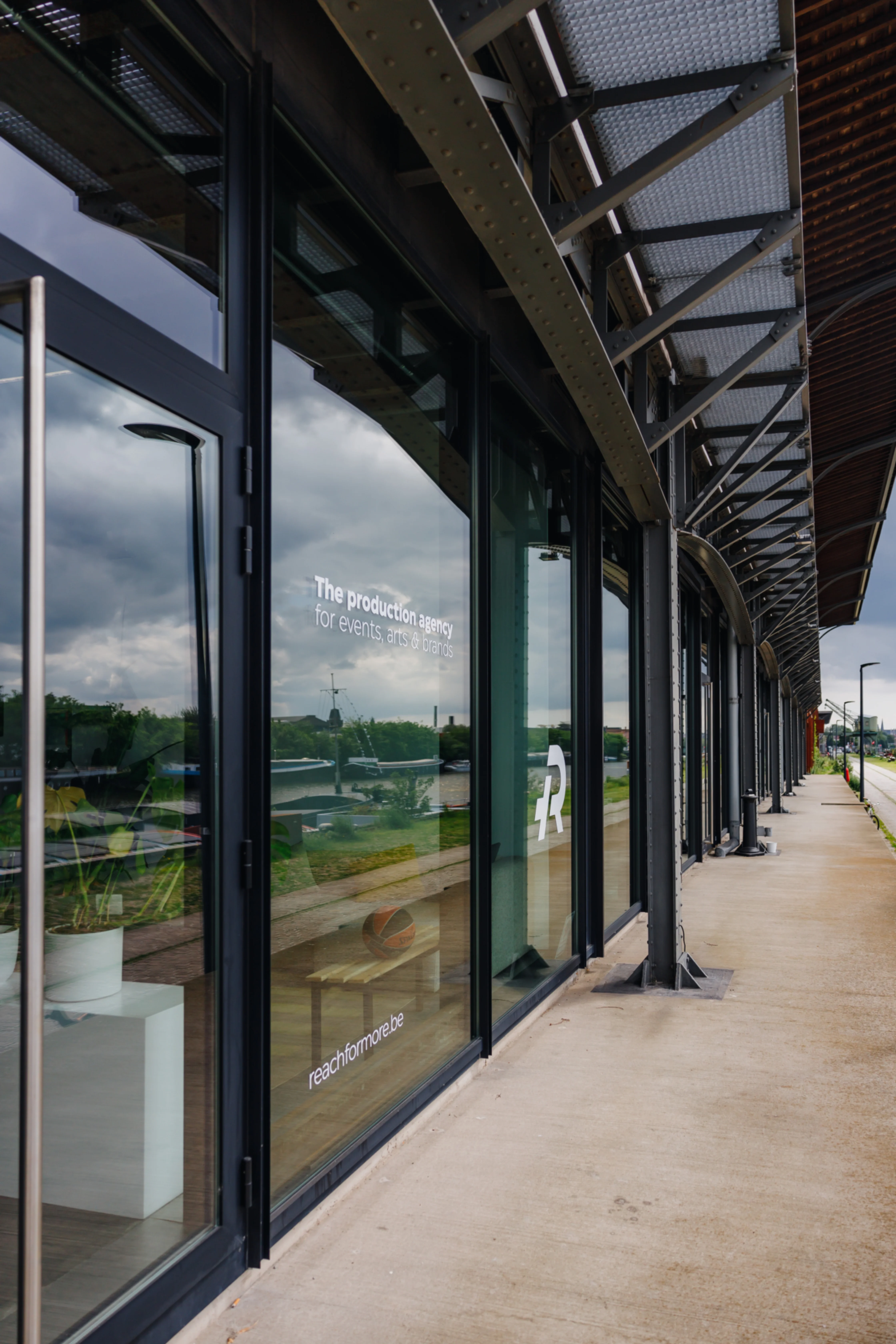 2024 Amelie Bauwens Reach For More HR 47